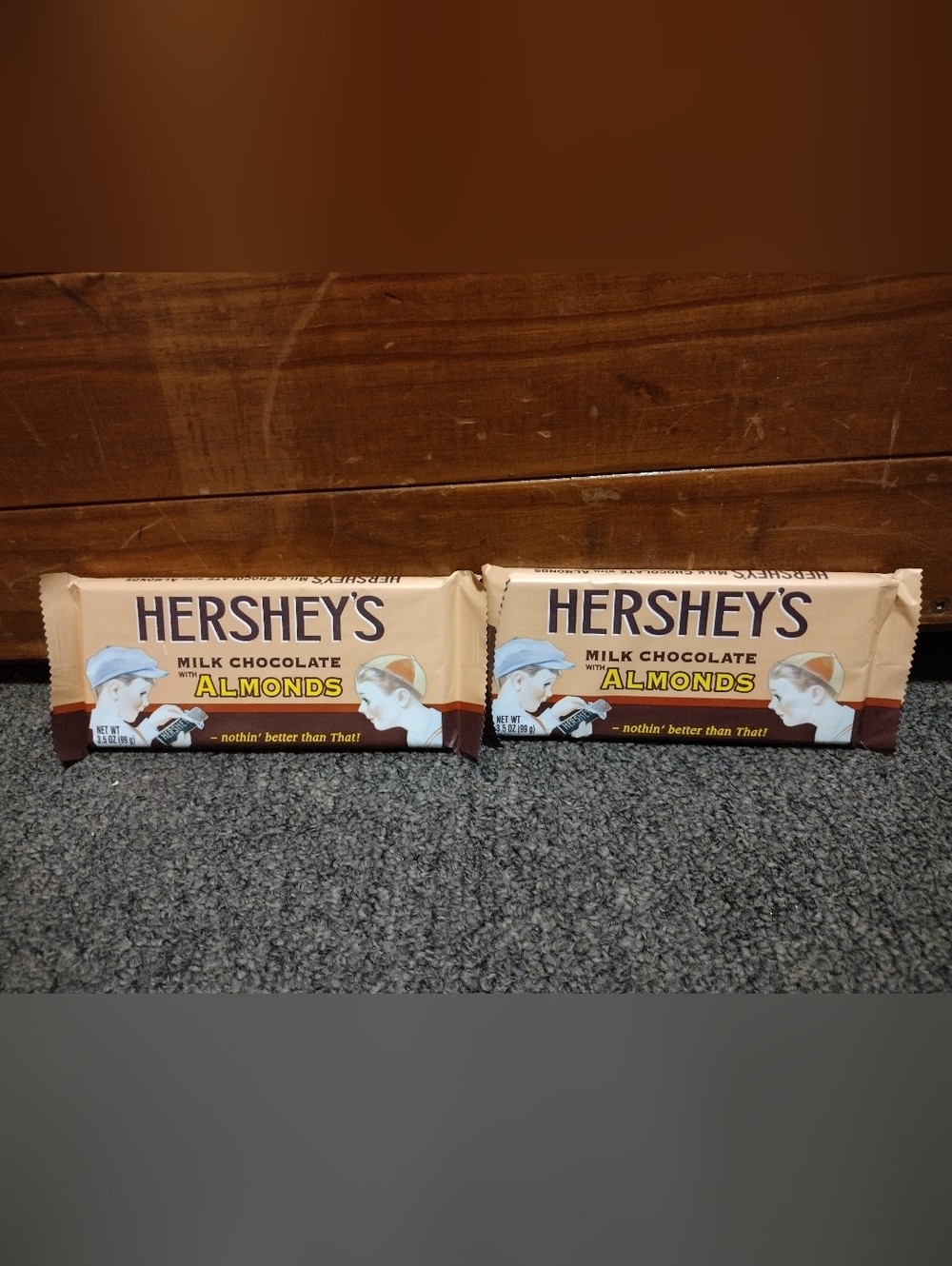 Hershey's Milk Chocolate with Almonds Bars - Beige Packaging 2 CT